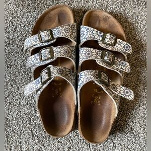 Papillo by Birkenstock - floral Florida style